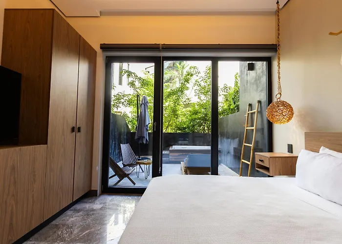 Escape - Jacuzzi - Free Bikes & Appartement